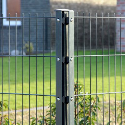 Eckpfosten, Doppelstabmatte, Zaun